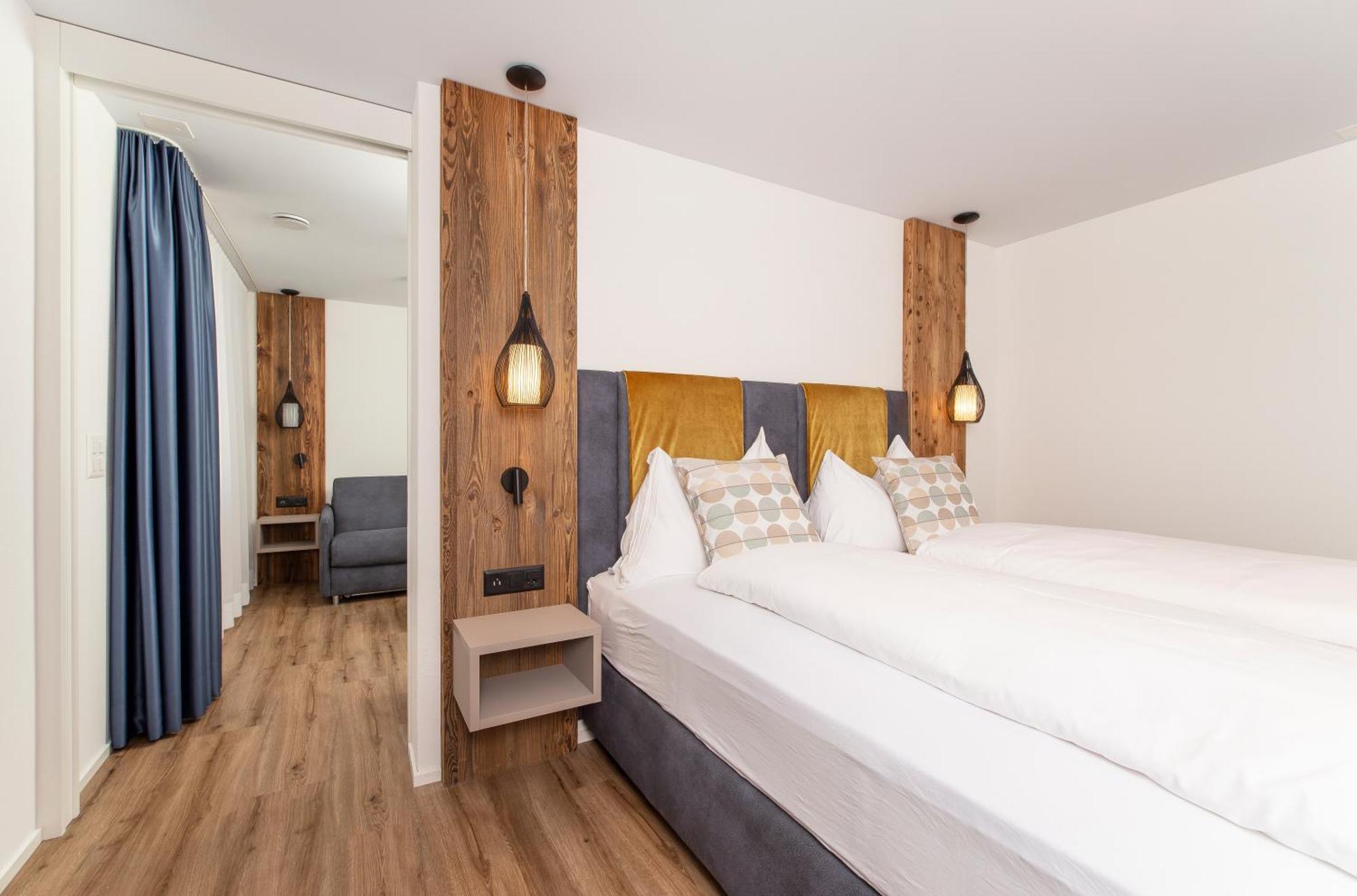 Hotel Engel Штанс Экстерьер фото